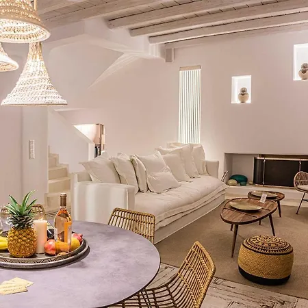 ヴィラ Iakinthos By Mykonian Kazarte カラファティス