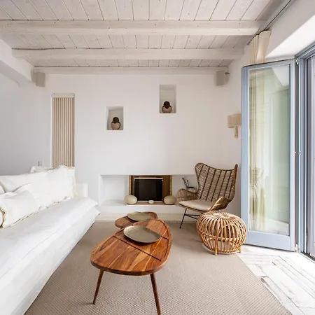 Iakinthos By Mykonian Kazarte Villa Kalafatis