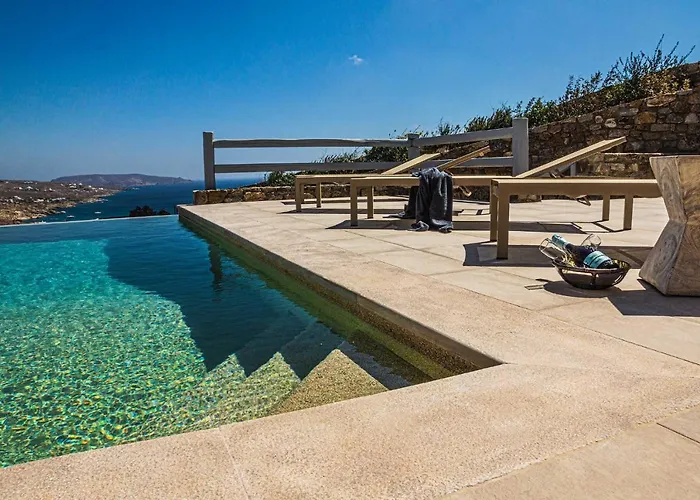 Villa Iakinthos By Mykonian Kazarte Kalafatis