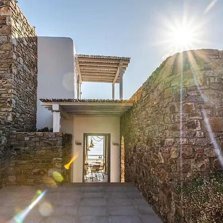 Villa Iakinthos By Mykonian Kazarte