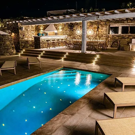 Villa Iakinthos By Mykonian Kazarte Kalafatis