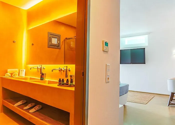 Iakinthos By Mykonian Kazarte Villa Kalafati