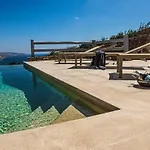 Villa Iakinthos By Mykonian Kazarte Kalafatis