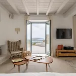 Villa Iakinthos By Mykonian Kazarte Kalafatis