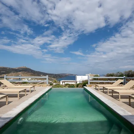 Iakinthos By Mykonian Kazarte Вилла