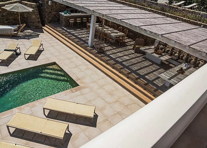 Iakinthos By Mykonian Kazarte Калафатис