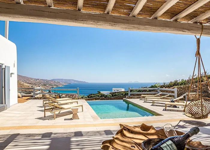 Iakinthos By Mykonian Kazarte *